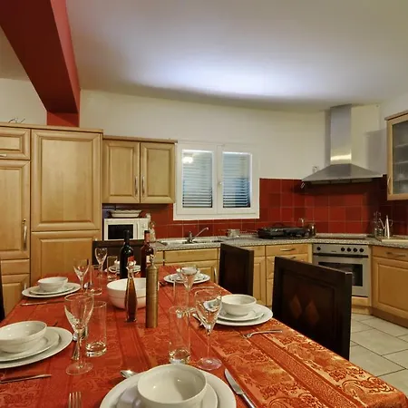 Jazz Rock With Large Private Pool