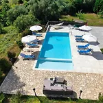 Jazz Rock With Large Private Pool