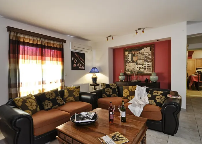 Jazz Rock With Large Private Pool * Gouviá