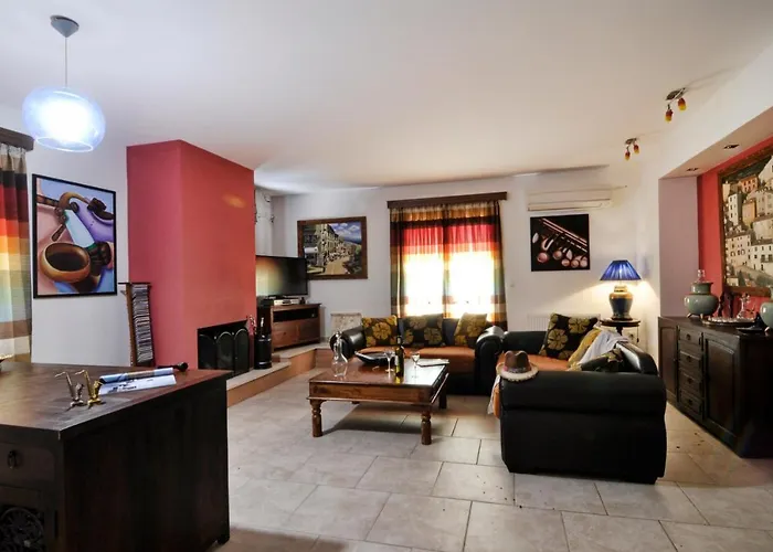 Jazz Rock With Large Private Pool * Gouviá