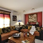 Jazz Rock With Large Private Pool * Γουβιά
